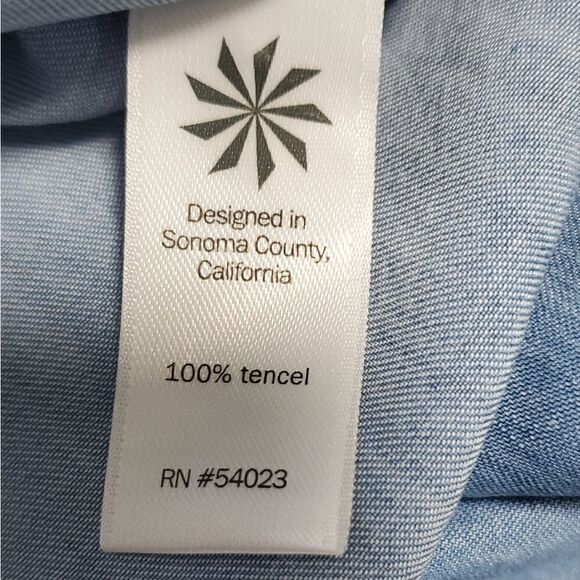 Athleta Oversized Chambrey Denim Shirt - Picture 4 of 5